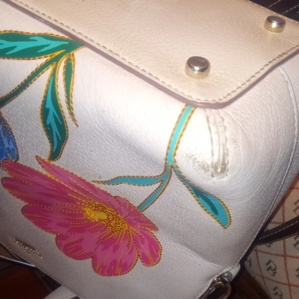 kate spade | Picnic Perfect Bee Lottie Handbag | GUC- see description - Picture 8 of 14